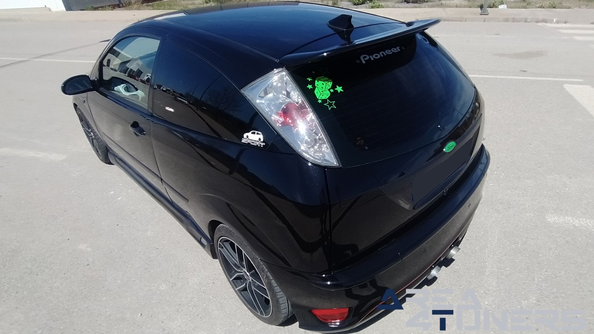 Imagen reportaje coche Tuning Ford Focus Venom Imagen perteneciente al reportaje de coche Tuning, de la revista Area4tuners sobre un Ford Focus