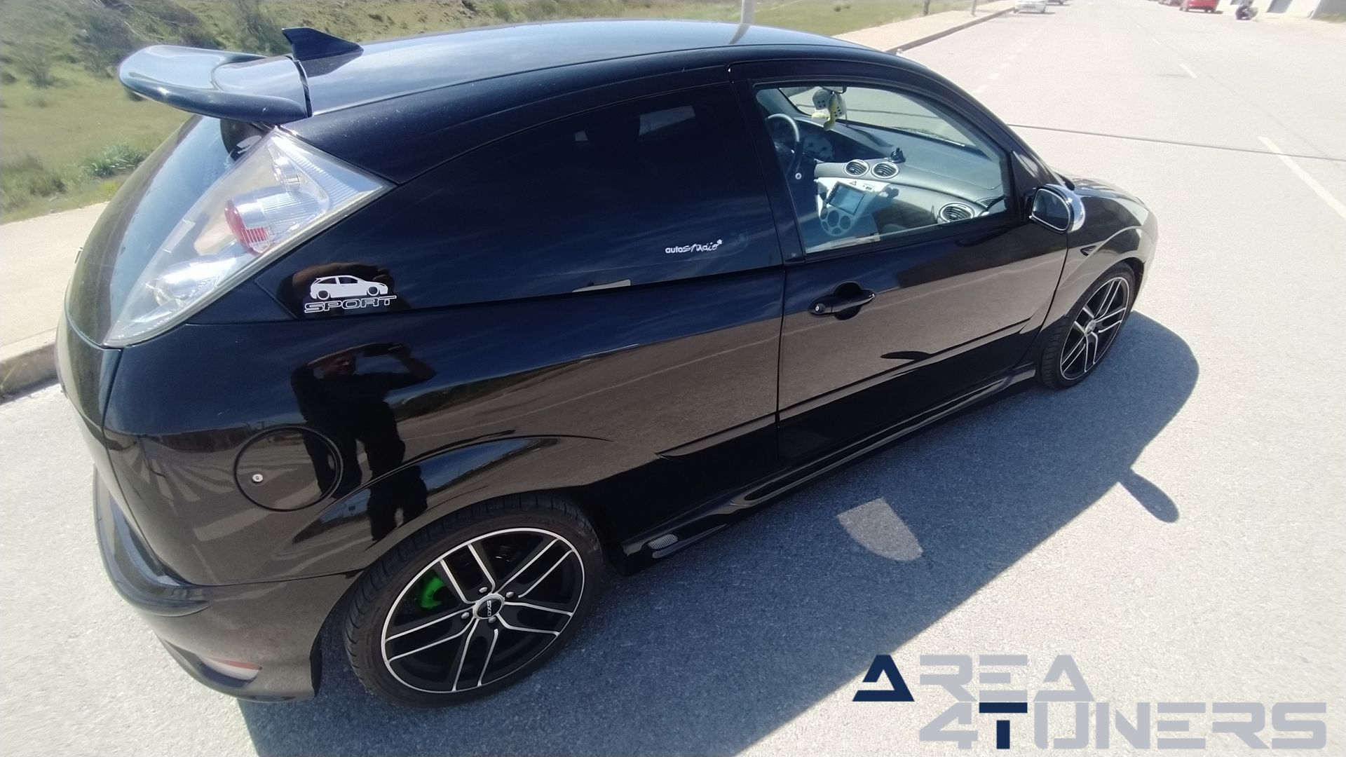 Imagen reportaje coche Tuning Ford Focus Venom Imagen perteneciente al reportaje de coche Tuning, de la revista Area4tuners sobre un Ford Focus
