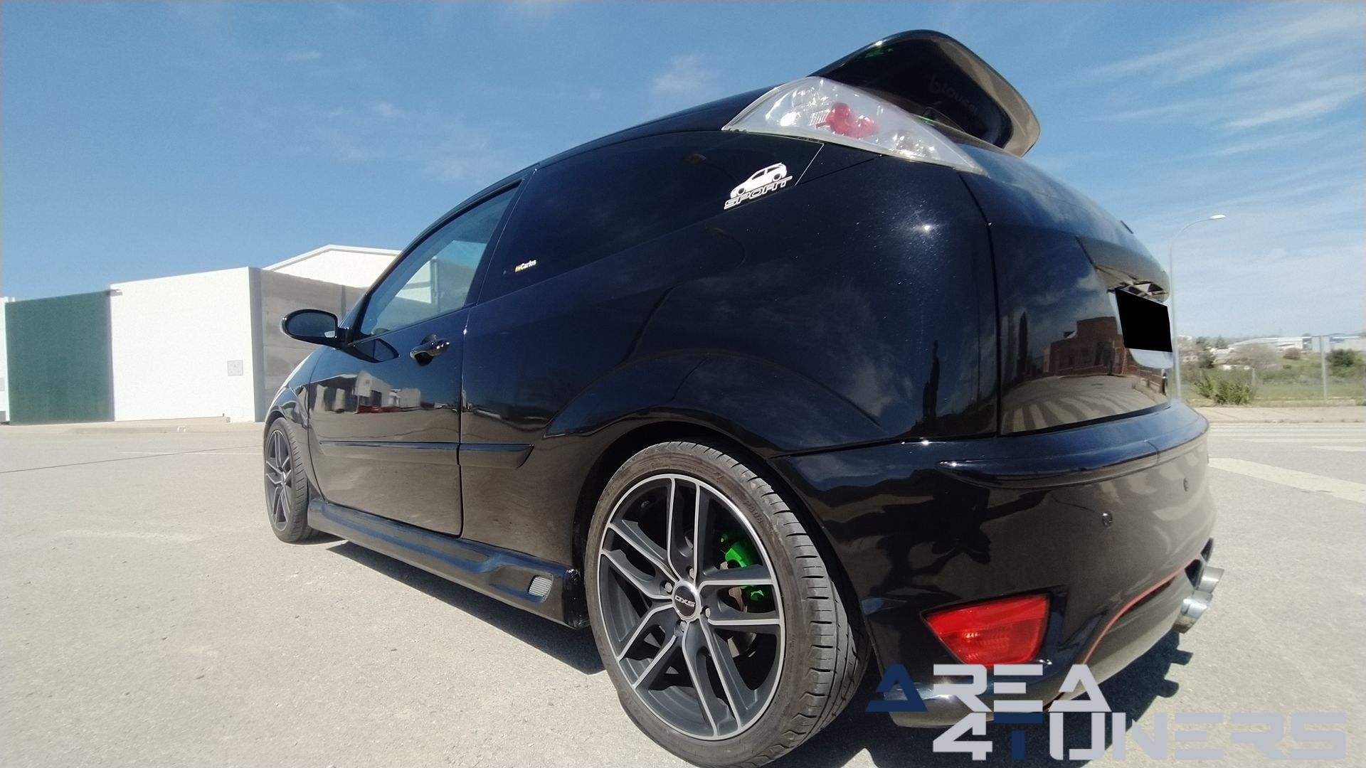 Imagen reportaje coche Tuning Ford Focus Venom Imagen perteneciente al reportaje de coche Tuning, de la revista Area4tuners sobre un Ford Focus