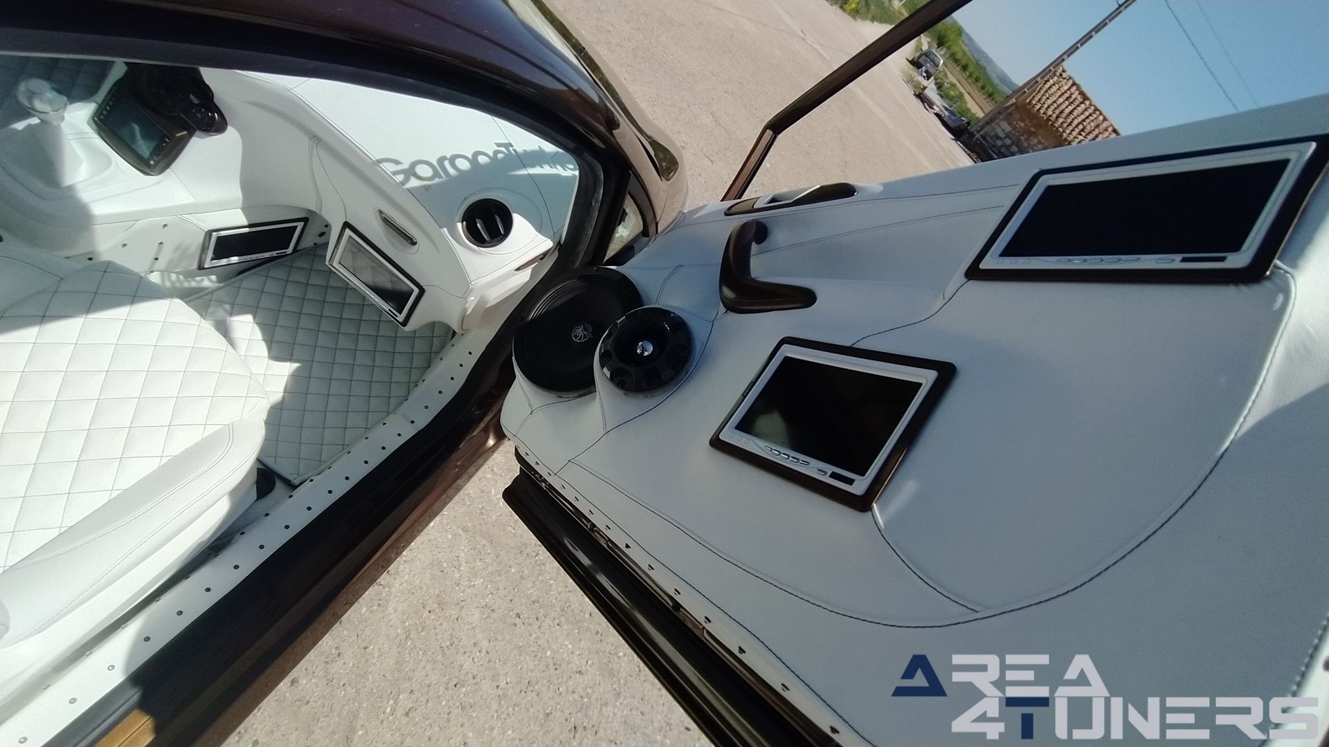 Imagen reportaje coche Tuning Ford Fiesta Jack Daniel's Imagen perteneciente al reportaje de coche Tuning, de la revista Area4tuners sobre un Ford Fiesta