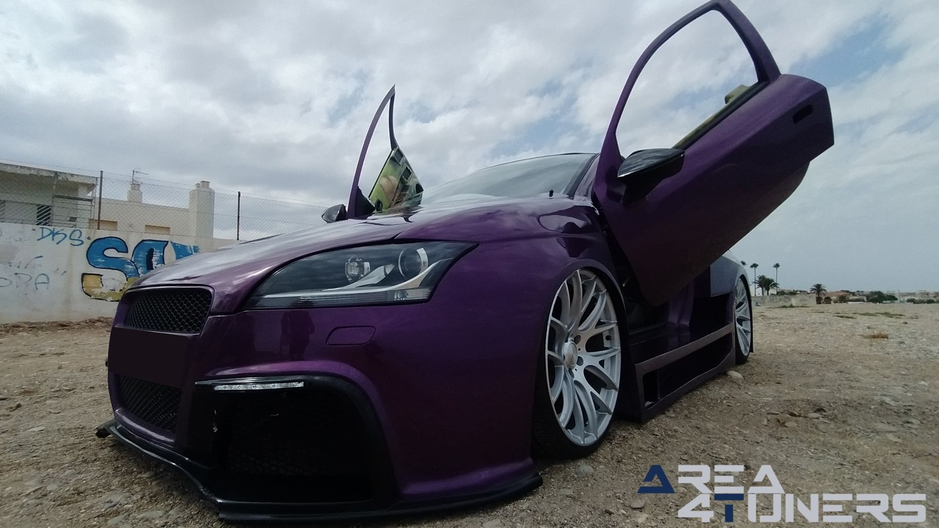 Imagen reportaje coche Peugeot 206 Project Nuclear Imagen perteneciente al reportaje de coche Tuning, de la revista Area4tuners sobre un Peugeot 206