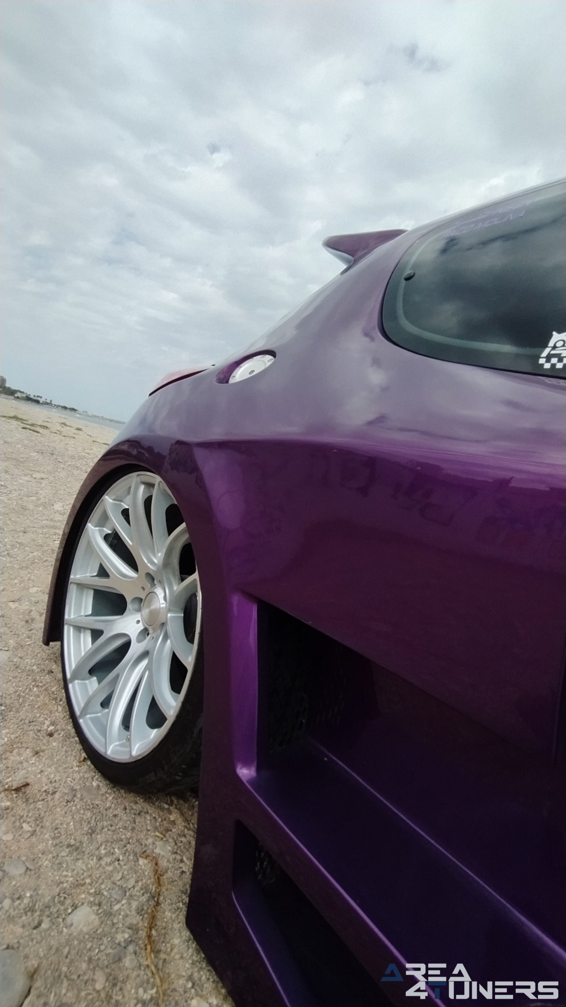 Imagen reportaje coche Peugeot 206 Project Nuclear Imagen perteneciente al reportaje de coche Tuning, de la revista Area4tuners sobre un Peugeot 206