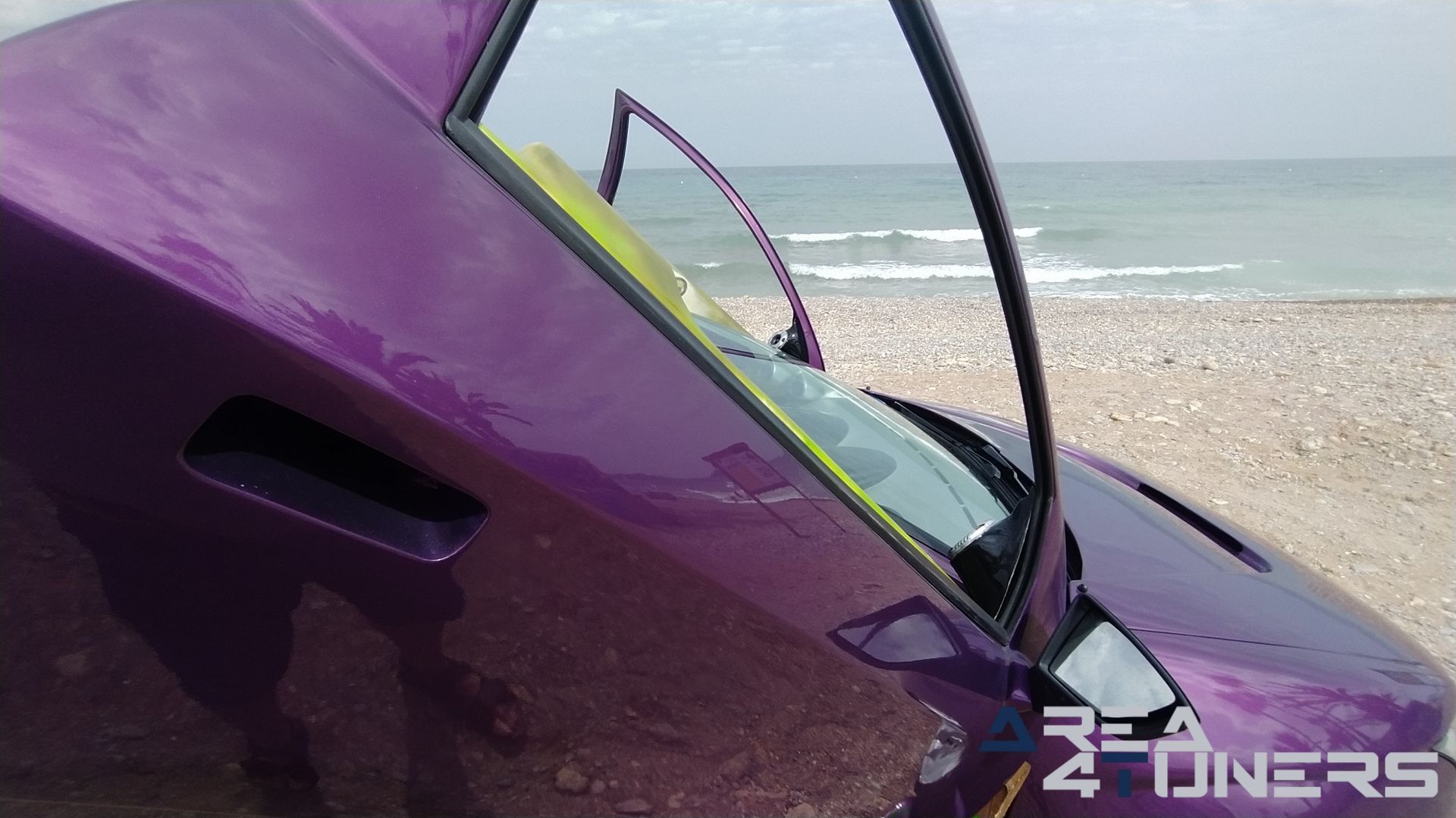 Imagen reportaje coche Tuning Peugeot 206 Project Nuclear Imagen perteneciente al reportaje de coche Tuning, de la revista Area4tuners sobre un Peugeot 206