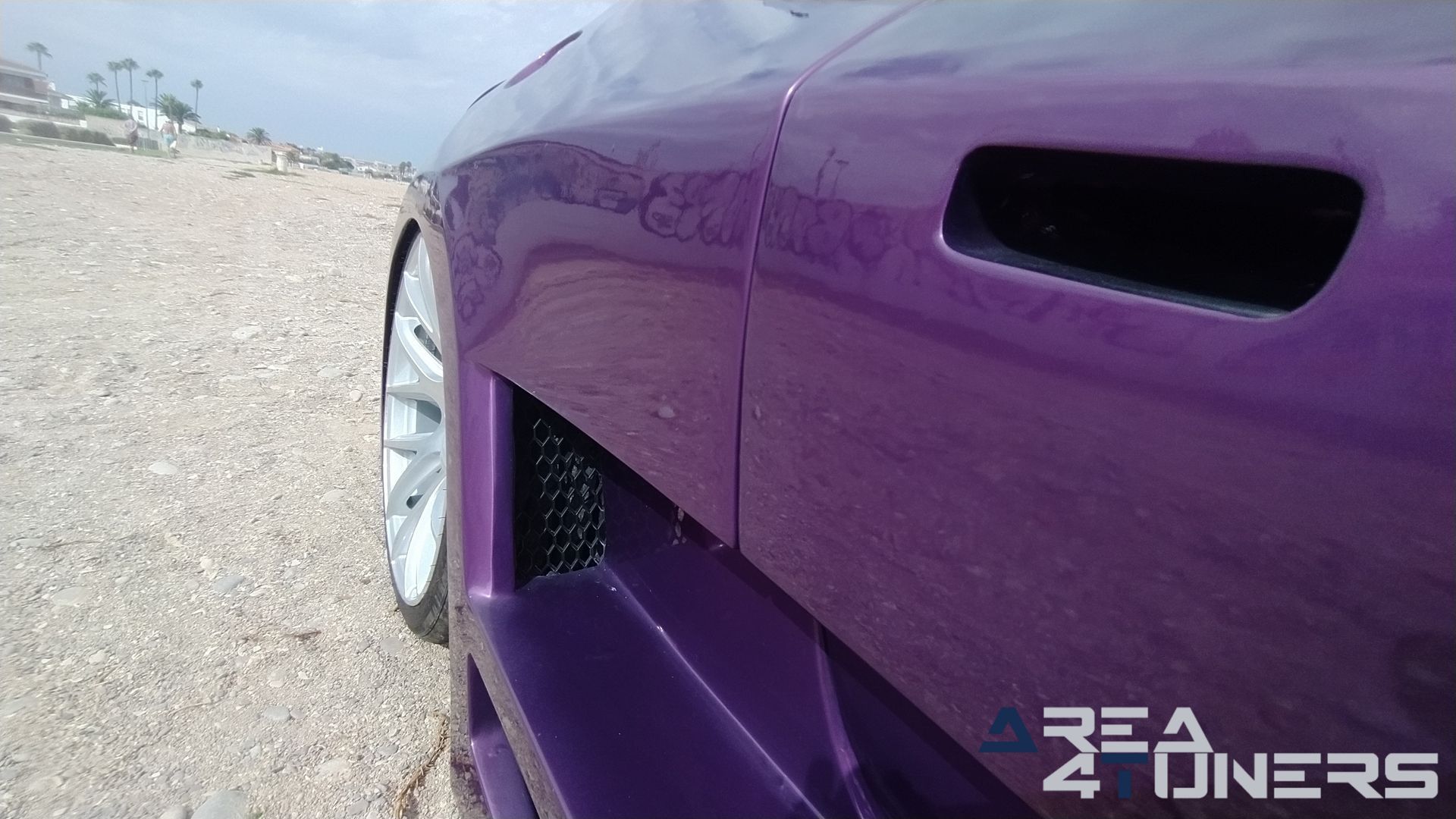 Imagen reportaje coche Tuning Peugeot 206 Project Nuclear Imagen perteneciente al reportaje de coche Tuning, de la revista Area4tuners sobre un Peugeot 206