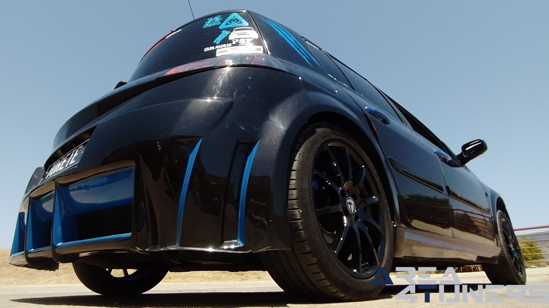 Imagen reportaje coche Tuning Renault Megane Torete Imagen perteneciente al reportaje de coche Tuning, de la revista Area4tuners sobre un Renault Megane