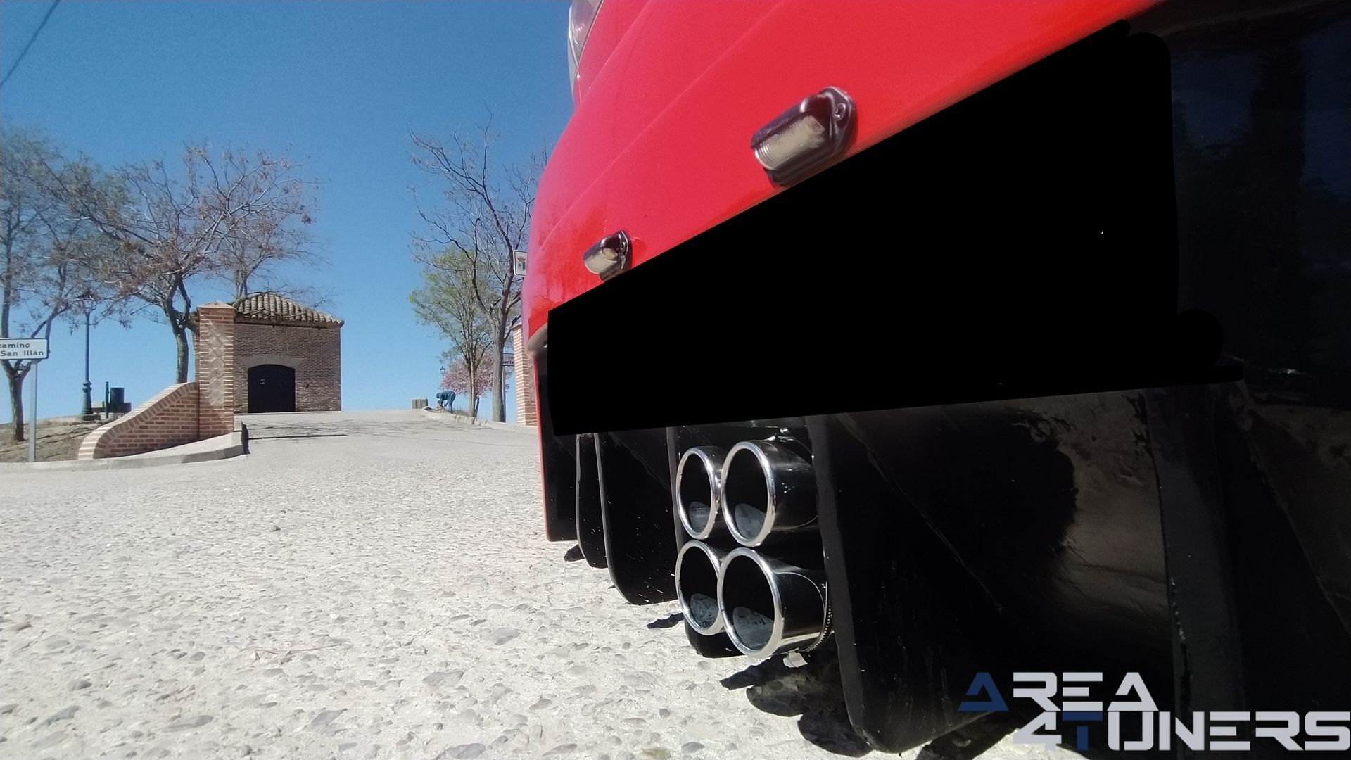 Imagen reportaje coche Tuning Skoda Octavia Pure Old School Imagen perteneciente al reportaje de coche Tuning, de la revista Area4tuners sobre un Skoda Octavia