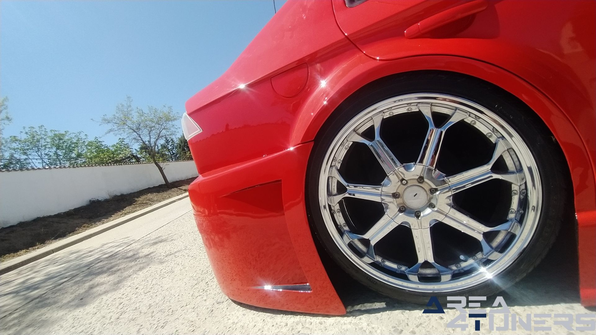 Imagen reportaje coche Tuning Skoda Octavia Pure Old School Imagen perteneciente al reportaje de coche Tuning, de la revista Area4tuners sobre un Skoda Octavia