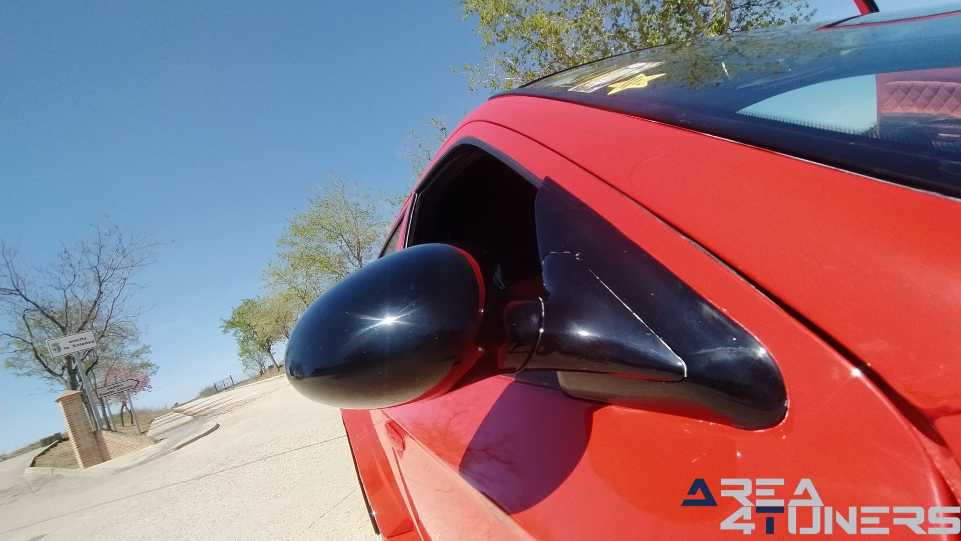 Imagen reportaje coche Tuning Skoda Octavia Pure Old School Imagen perteneciente al reportaje de coche Tuning, de la revista Area4tuners sobre un Skoda Octavia