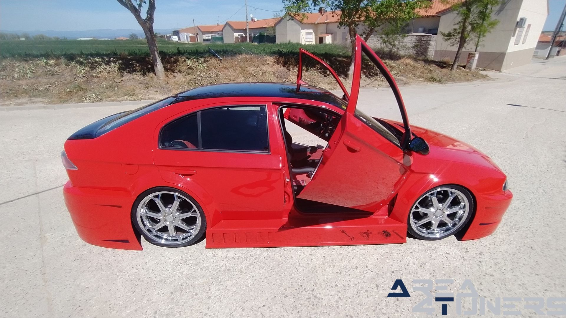 Imagen reportaje coche Tuning Skoda Octavia Pure Old School Imagen perteneciente al reportaje de coche Tuning, de la revista Area4tuners sobre un Skoda Octavia