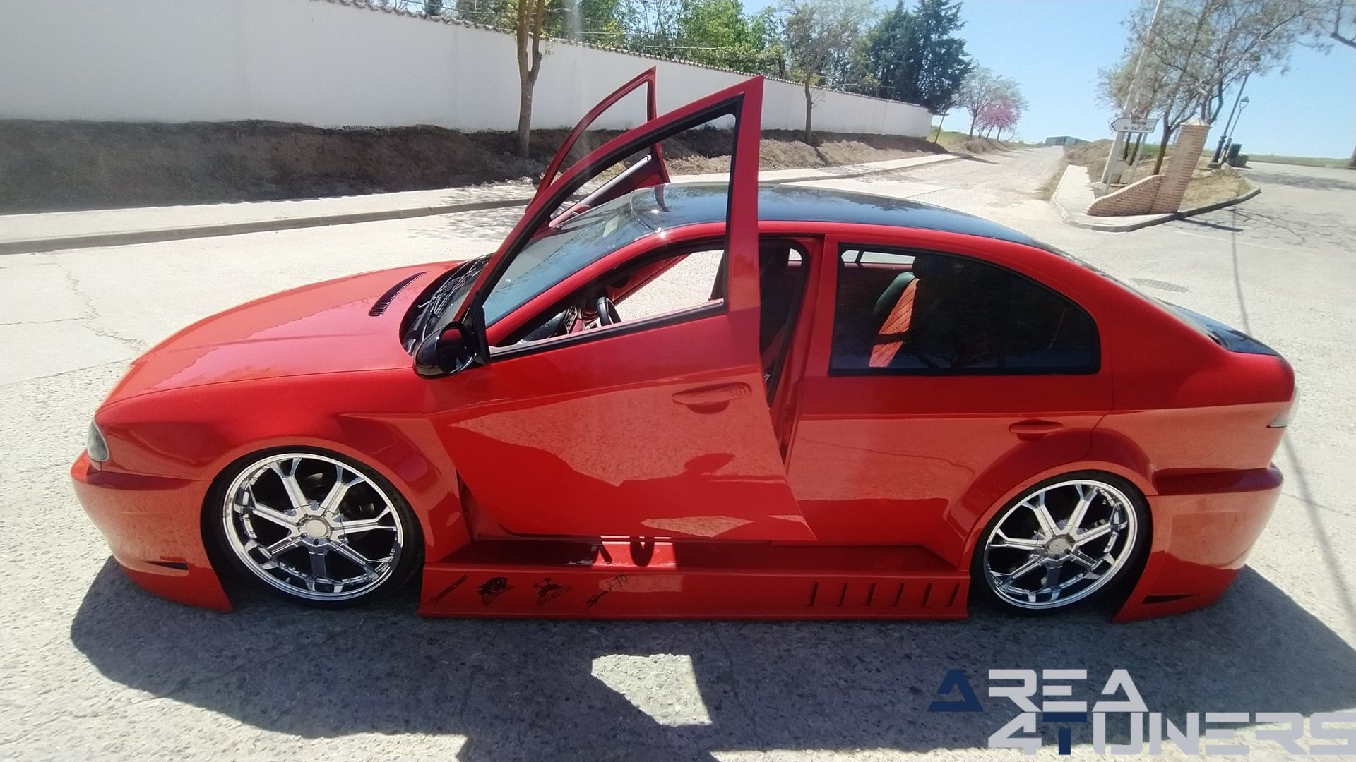 Imagen reportaje coche Tuning Skoda Octavia Pure Old School Imagen perteneciente al reportaje de coche Tuning, de la revista Area4tuners sobre un Skoda Octavia