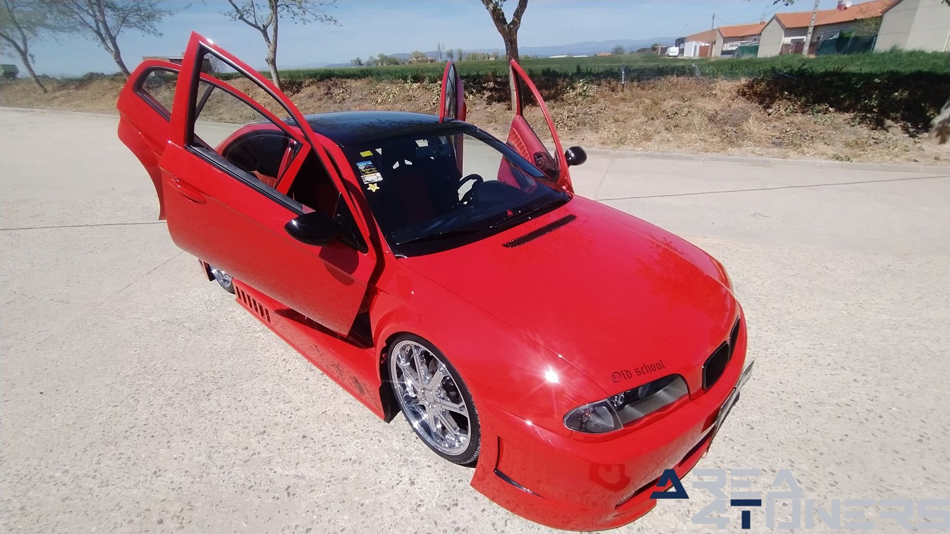 Imagen reportaje coche Tuning Skoda Octavia Pure Old School Imagen perteneciente al reportaje de coche Tuning, de la revista Area4tuners sobre un Skoda Octavia