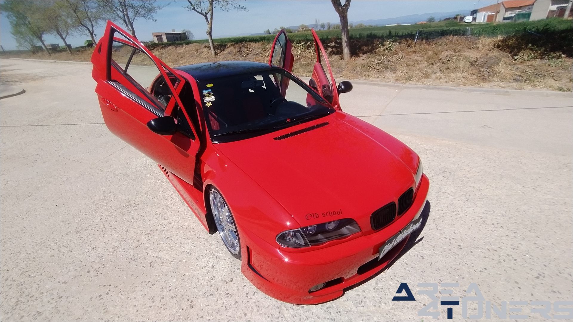 Imagen reportaje coche Tuning Skoda Octavia Pure Old School Imagen perteneciente al reportaje de coche Tuning, de la revista Area4tuners sobre un Skoda Octavia