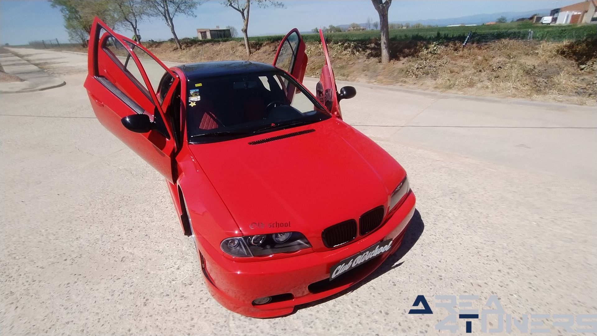 Imagen reportaje coche Tuning Skoda Octavia Pure Old School Imagen perteneciente al reportaje de coche Tuning, de la revista Area4tuners sobre un Skoda Octavia