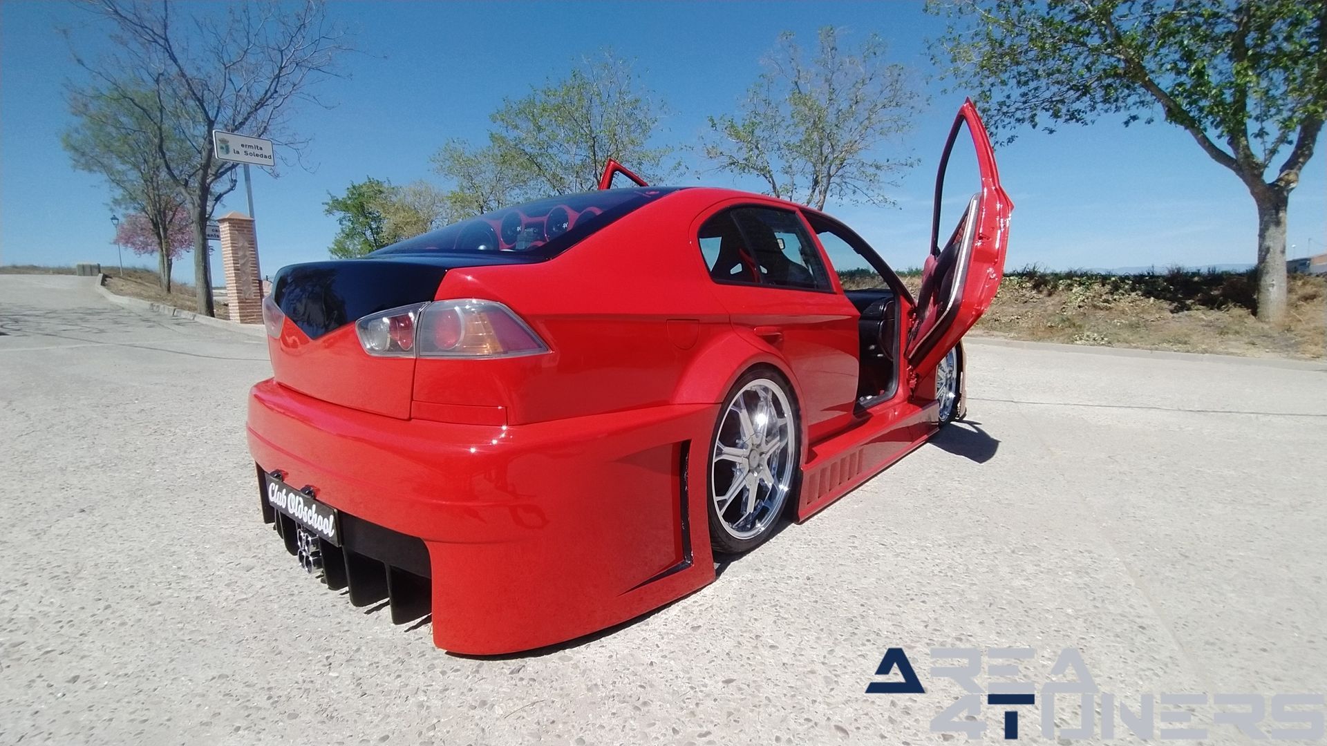 Imagen reportaje coche Tuning Skoda Octavia Pure Old School Imagen perteneciente al reportaje de coche Tuning, de la revista Area4tuners sobre un Skoda Octavia