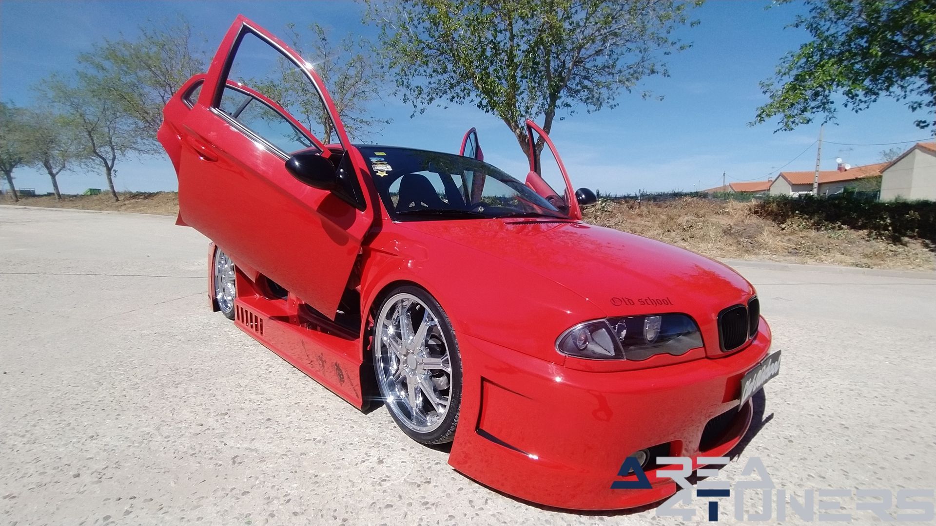 Imagen reportaje coche Tuning Skoda Octavia Pure Old School Imagen perteneciente al reportaje de coche Tuning, de la revista Area4tuners sobre un Skoda Octavia