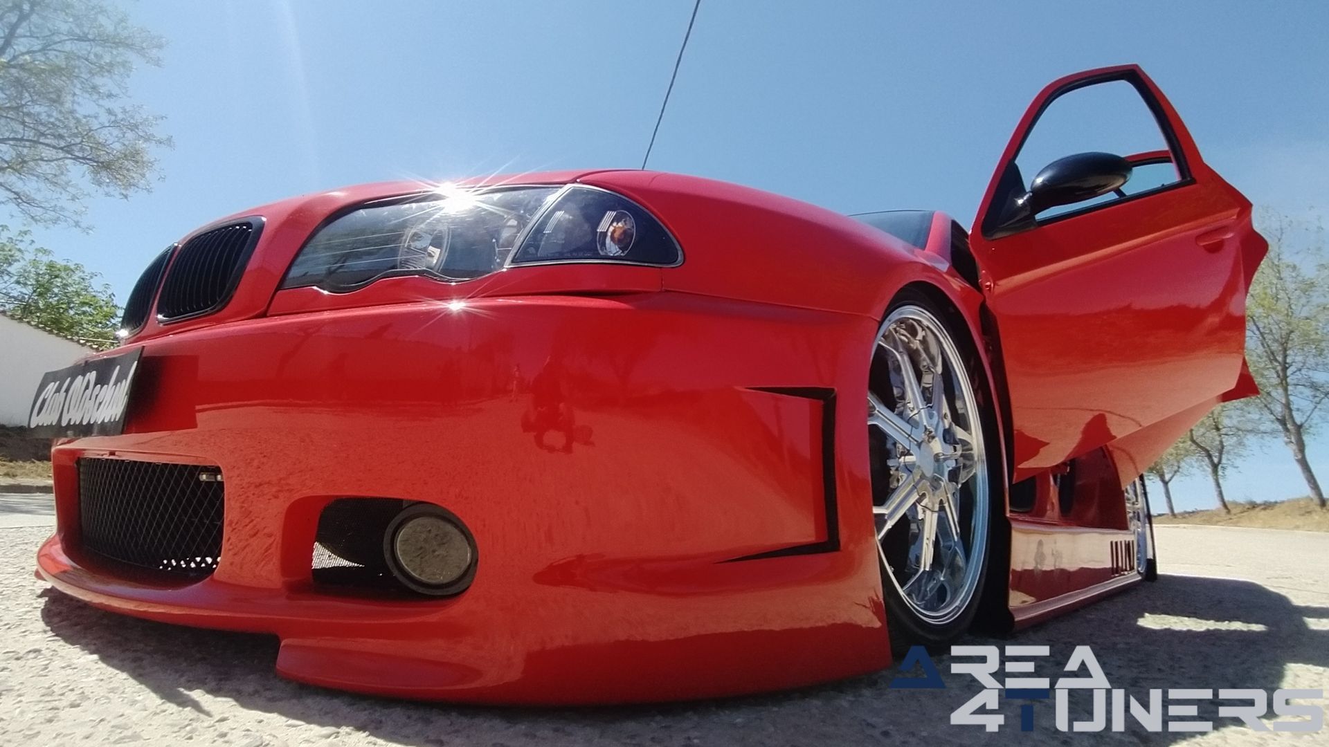 Imagen reportaje coche Tuning Skoda Octavia Pure Old School Imagen perteneciente al reportaje de coche Tuning, de la revista Area4tuners sobre un Skoda Octavia