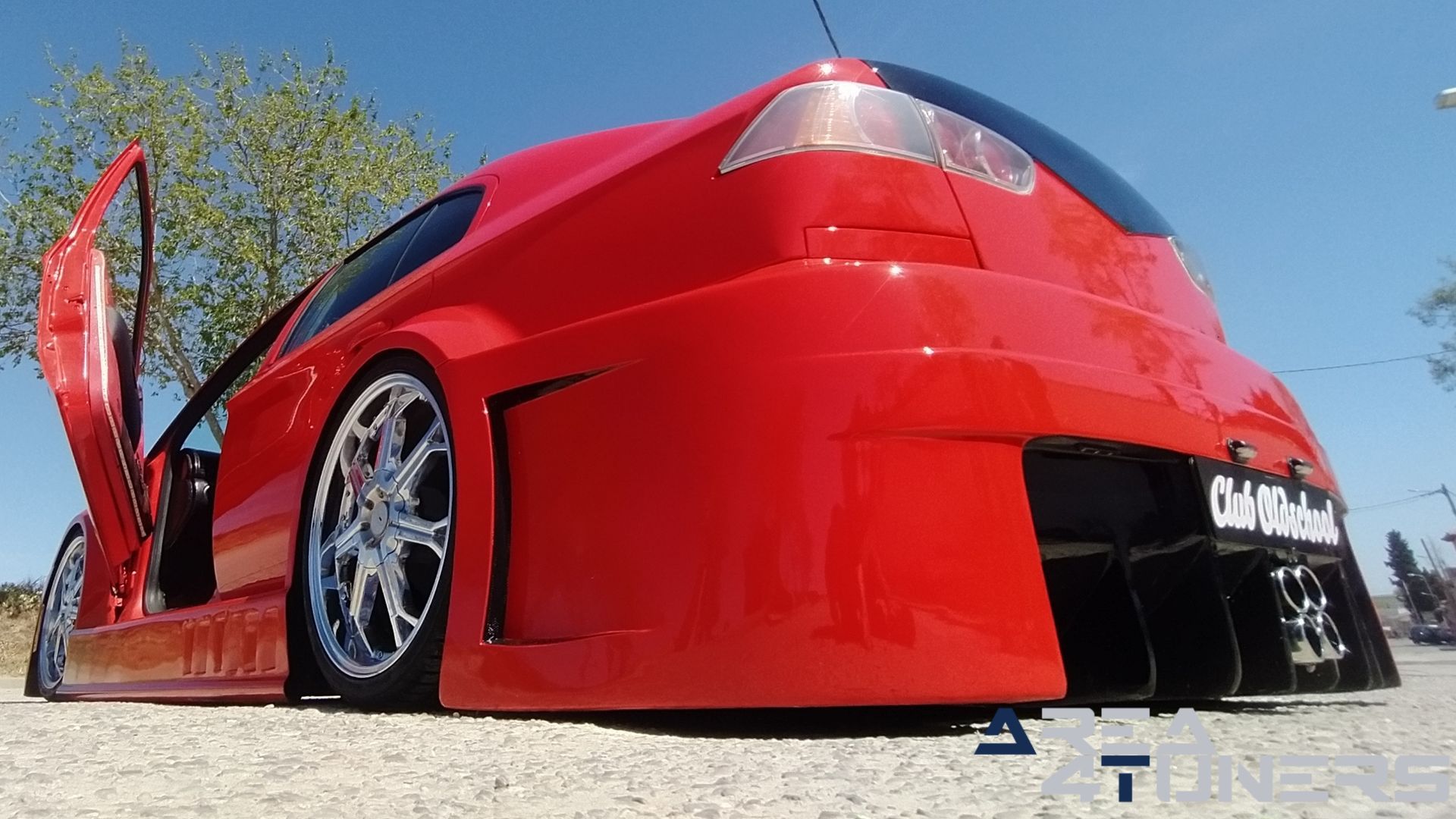 Imagen reportaje coche Tuning Skoda Octavia Pure Old School Imagen perteneciente al reportaje de coche Tuning, de la revista Area4tuners sobre un Skoda Octavia