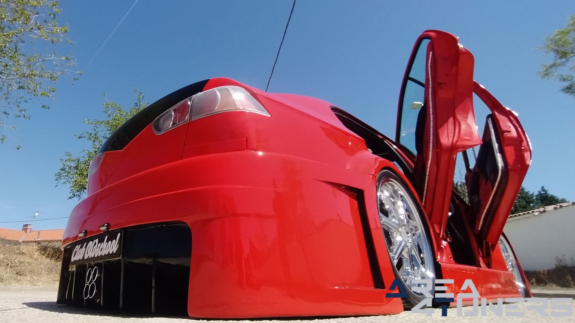 Imagen reportaje coche Tuning Skoda Octavia Pure Old School Imagen perteneciente al reportaje de coche Tuning, de la revista Area4tuners sobre un Skoda Octavia