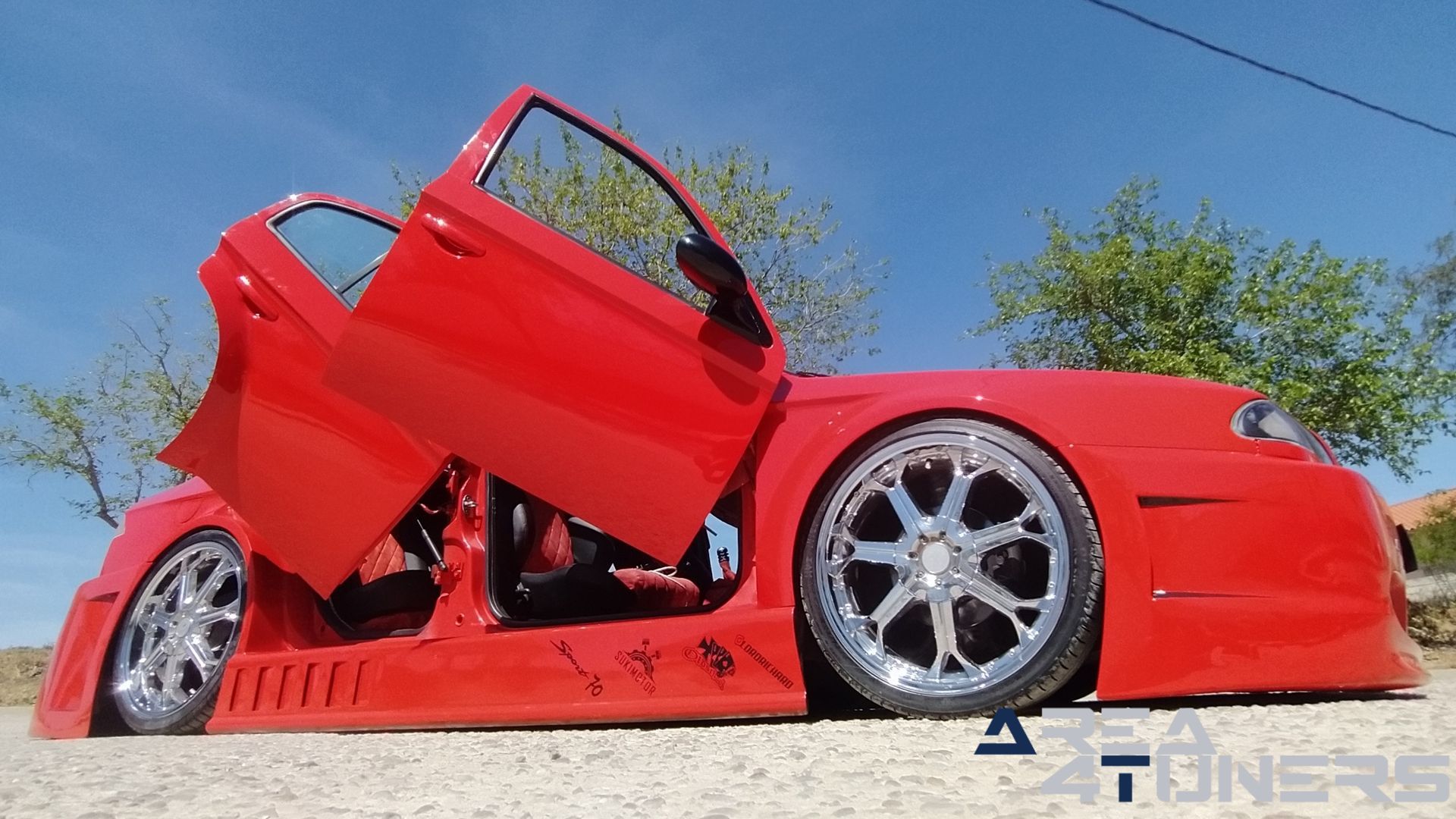 Imagen reportaje coche Tuning Skoda Octavia Pure Old School Imagen perteneciente al reportaje de coche Tuning, de la revista Area4tuners sobre un Skoda Octavia