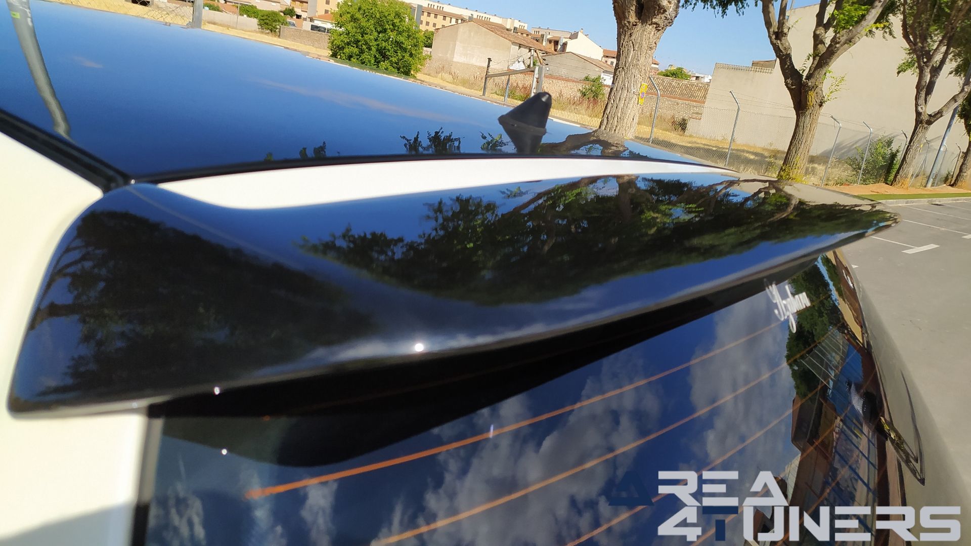 Imagen reportaje coche Tuning VW Golf Ball Golf Imagen perteneciente al reportaje de coche Tuning, de la revista Area4tuners sobre un Vw Golf