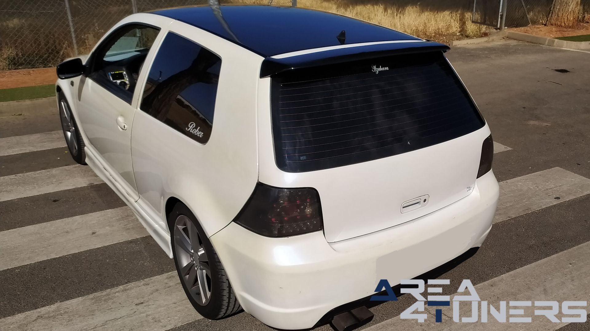 Imagen reportaje coche Tuning VW Golf Ball Golf Imagen perteneciente al reportaje de coche Tuning, de la revista Area4tuners sobre un Vw Golf