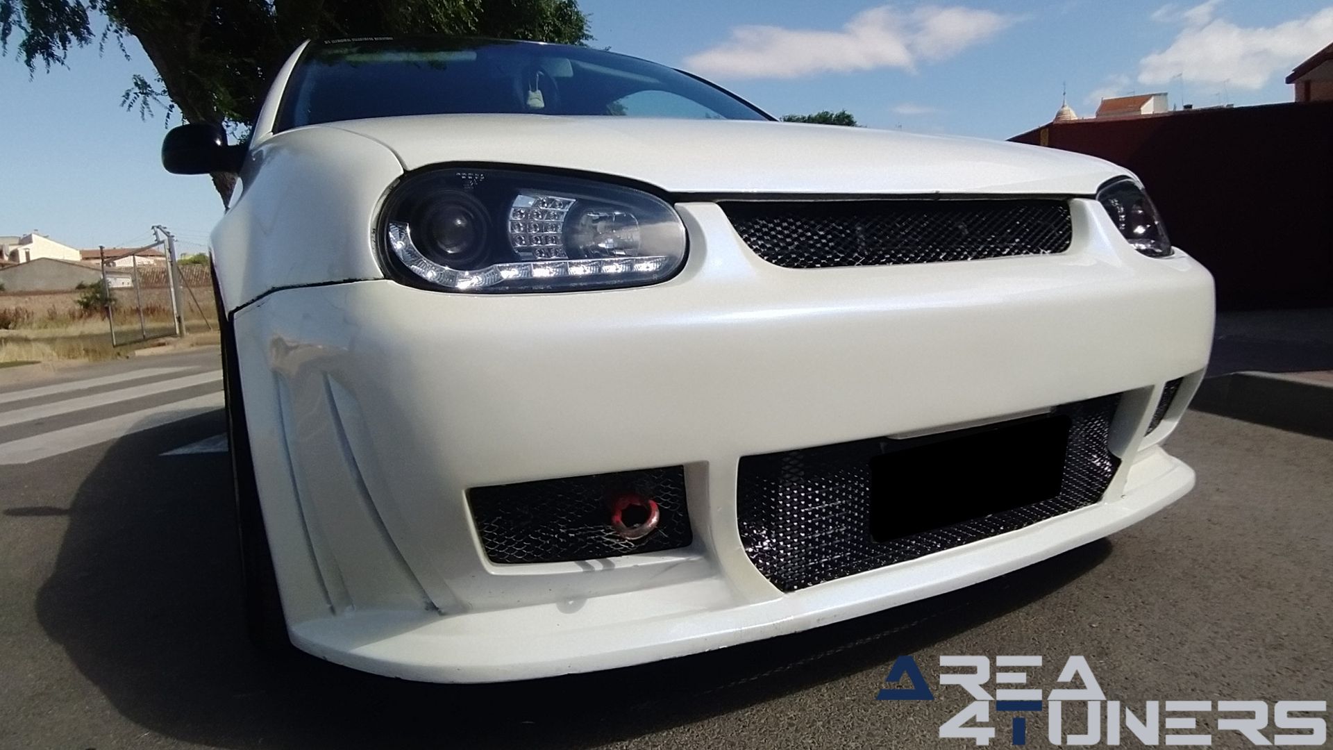 Imagen reportaje coche Tuning VW Golf Ball Golf Imagen perteneciente al reportaje de coche Tuning, de la revista Area4tuners sobre un Vw Golf