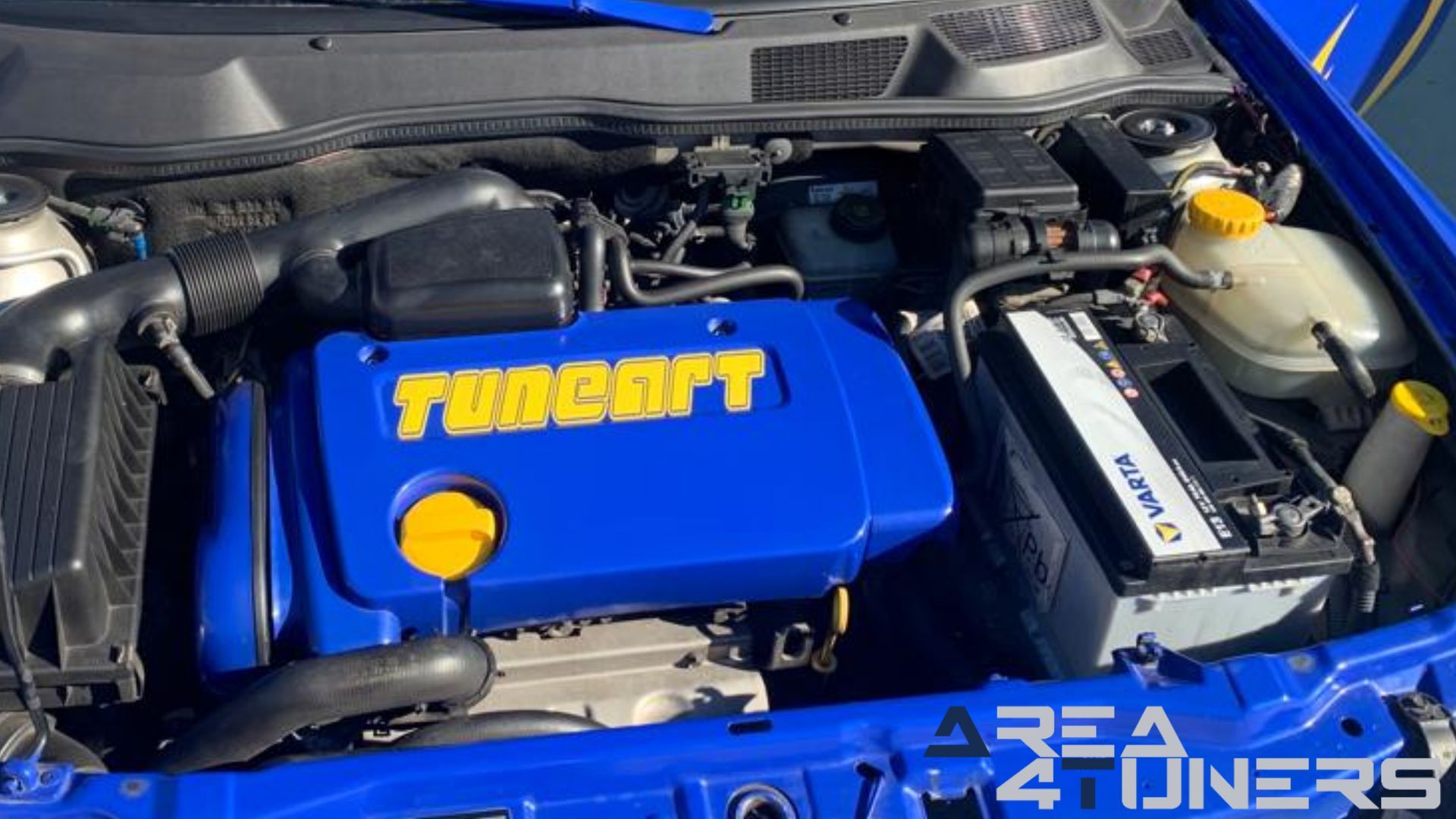 Imagen reportaje coche Tuning Opel Astra Tuneart Imagen perteneciente al reportaje de coche Tuning, de la revista Area4tuners sobre un Opel Astra