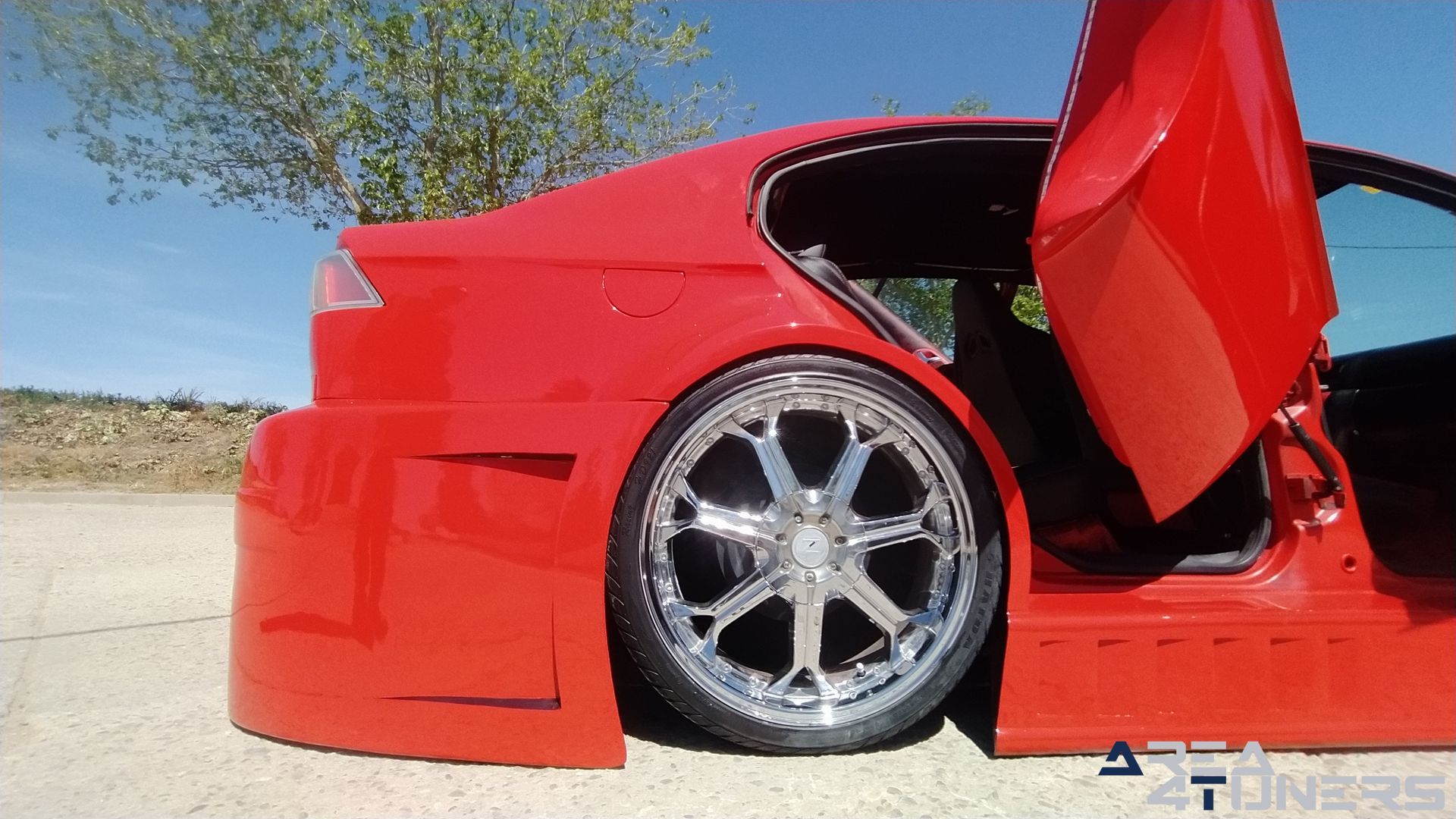 Imagen reportaje coche Tuning Skoda Octavia Pure Old School Imagen perteneciente al reportaje de coche Tuning, de la revista Area4tuners sobre un Skoda Octavia