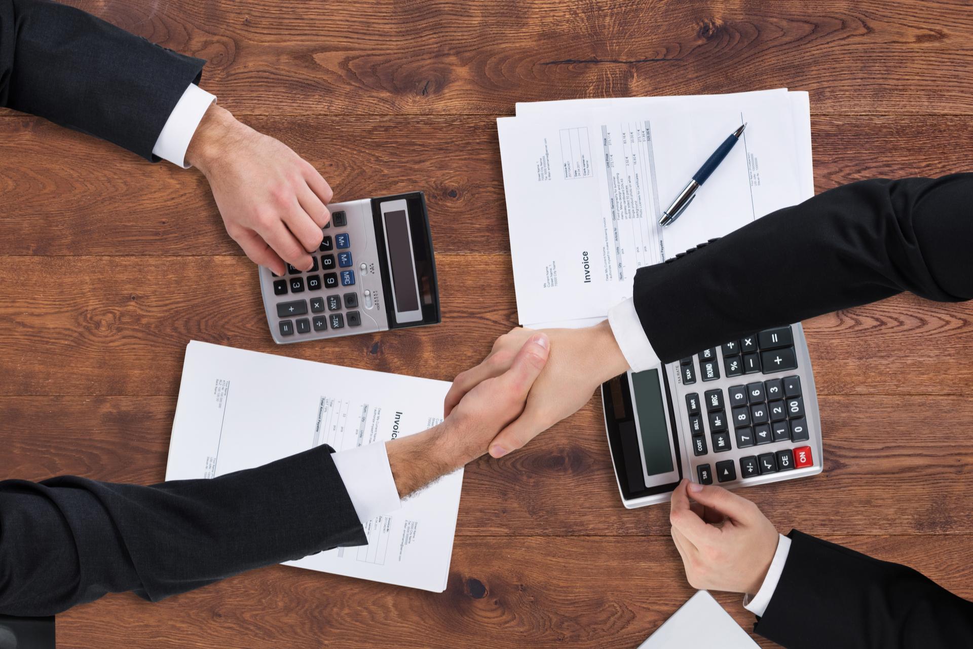 Personas que trabajan