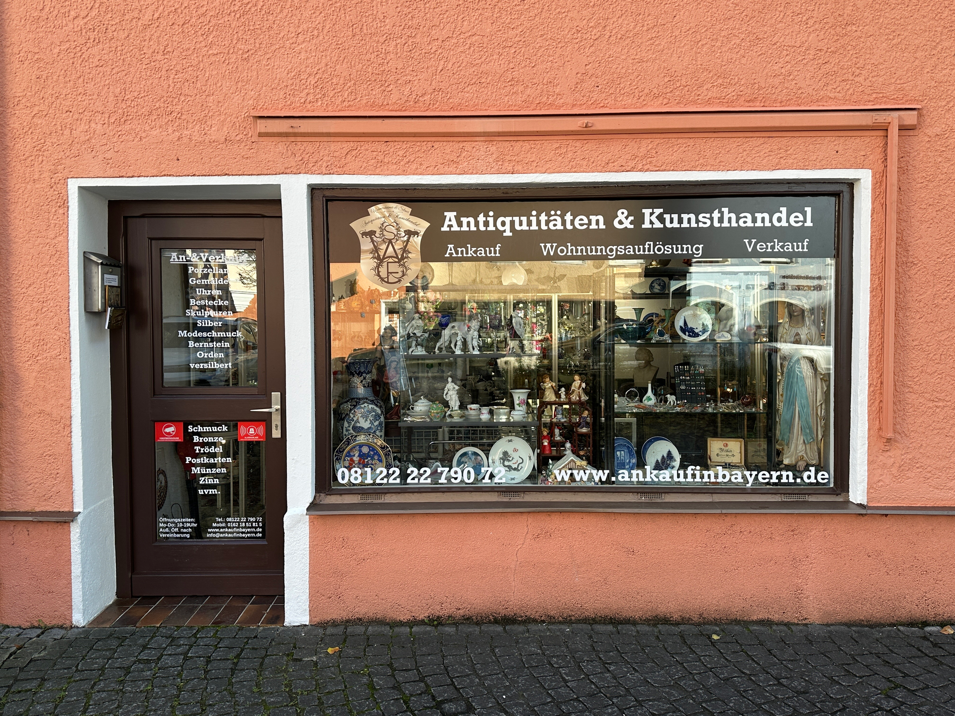 Weimersheimer & Silawi GbR
Antiquitäten & Kunsthandel
Am Rätschenbach 4
85425 Erding
Laden Außenansicht