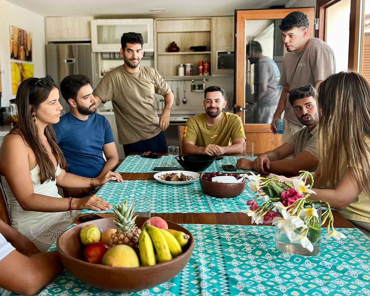 Gemeinsam genießen, lachen, leben – Momente der Verbundenheit im Ferienhaus Casa Chipude