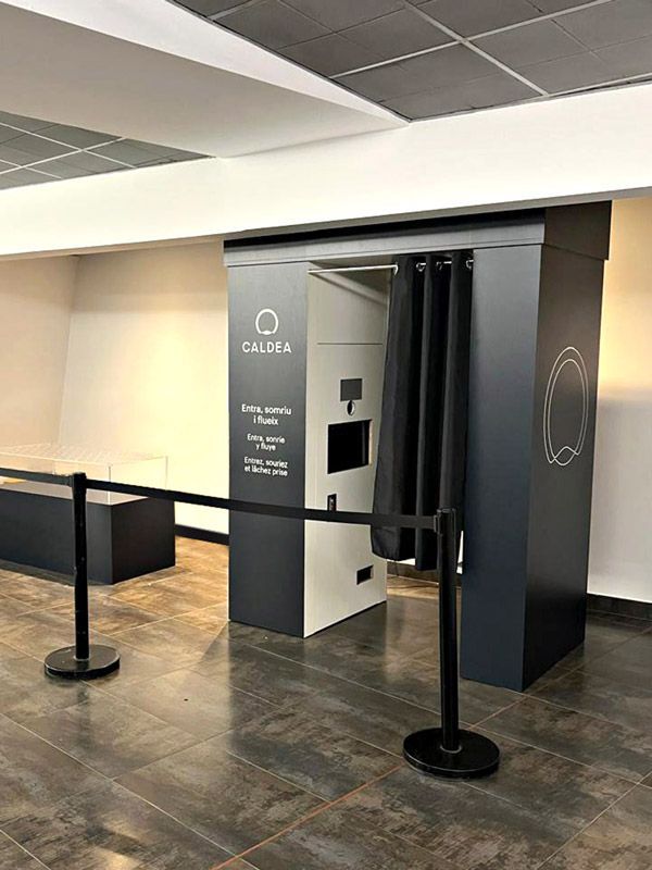 Fotomatón Cabina de Ftmtsystems para Centro Termolúdico Caldea utilizado en sus propias instalaciones