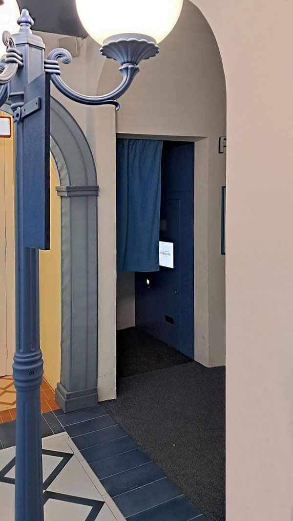 Fotomatón cabina en el restaurante Voltereta Tanzania - Alicante