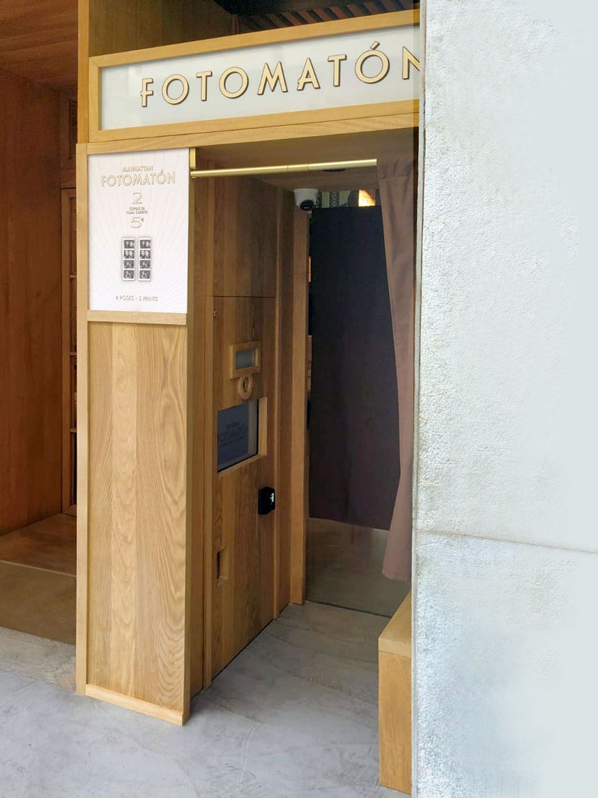 Fotomatón cabina en el restaurante Voltereta Manhattan - Valencia