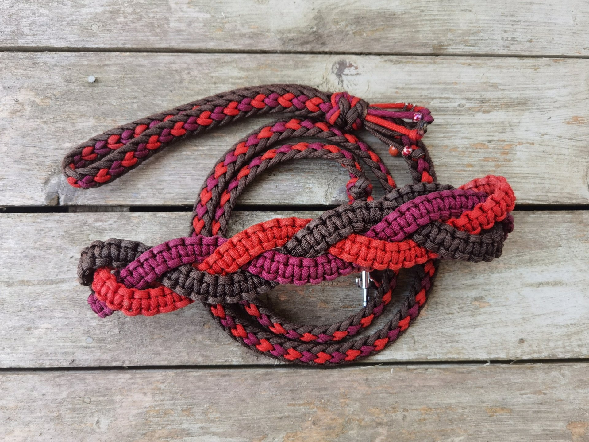 Paracordhalsband mit Leine in Herbstfarben, rot, dunkelbraunb und orange