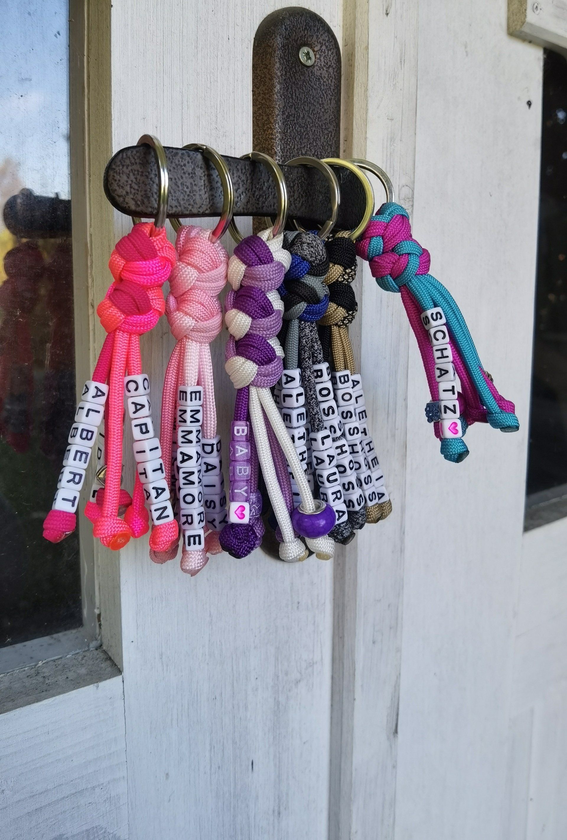 Schlüsselanhänger aus Paracord