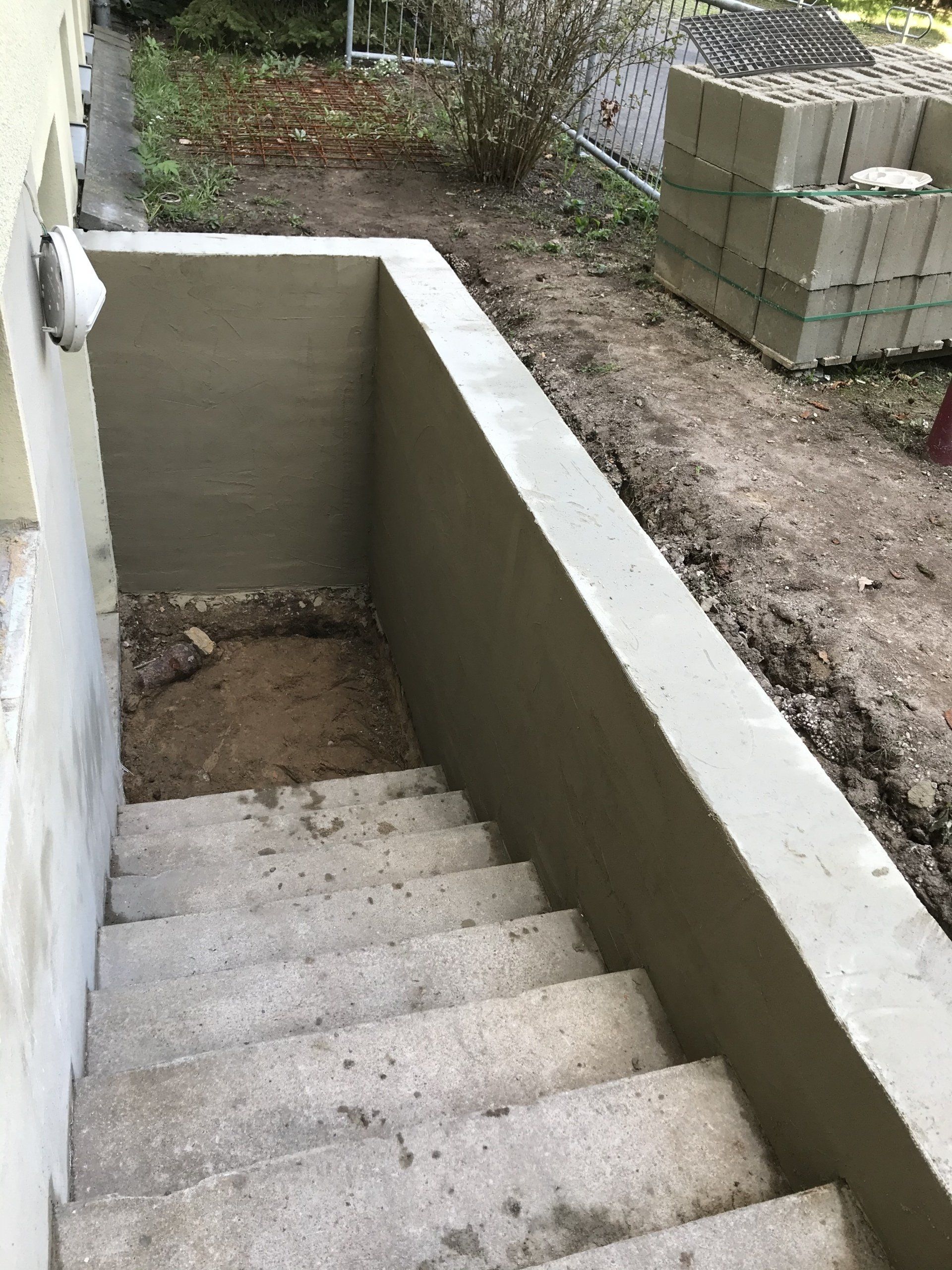 Sanierung Kellerabgang Mehrfamilienhaus in Dresden