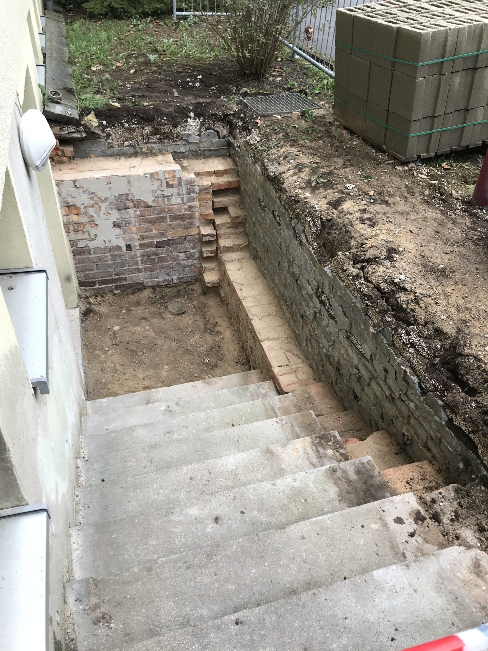 Sanierung Kellerabgang Mehrfamilienhaus in Dresden