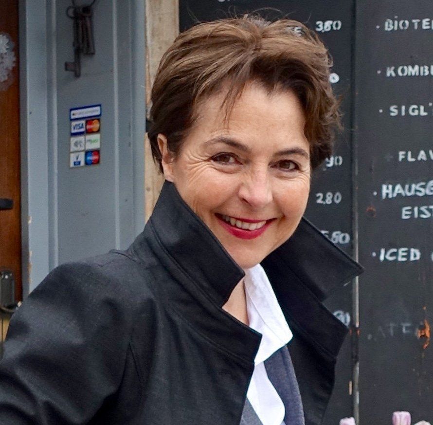 Annette Blau Annette Blau