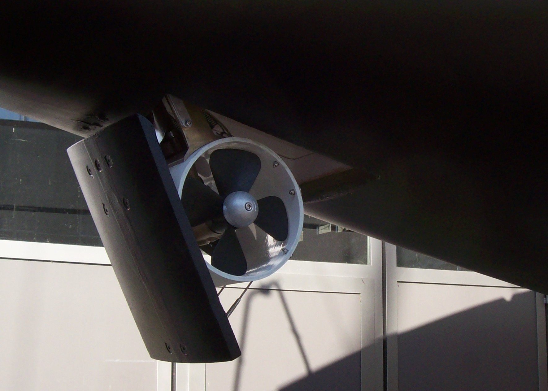 bow thruster lake maggiore