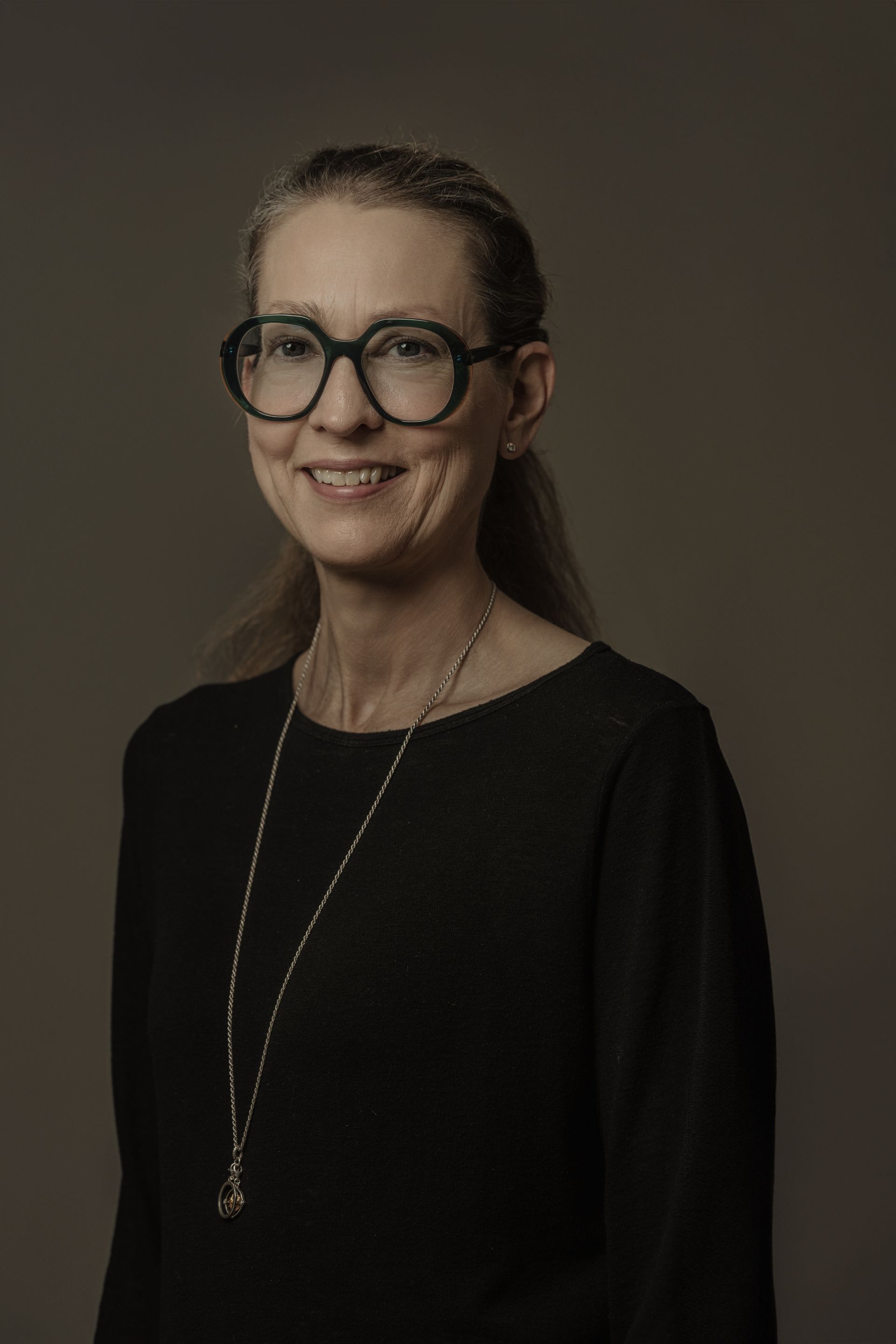 Corinna Schäfer ist unsere Kontaktlinsenspezialistin im Team von Augenoptik Hensler.