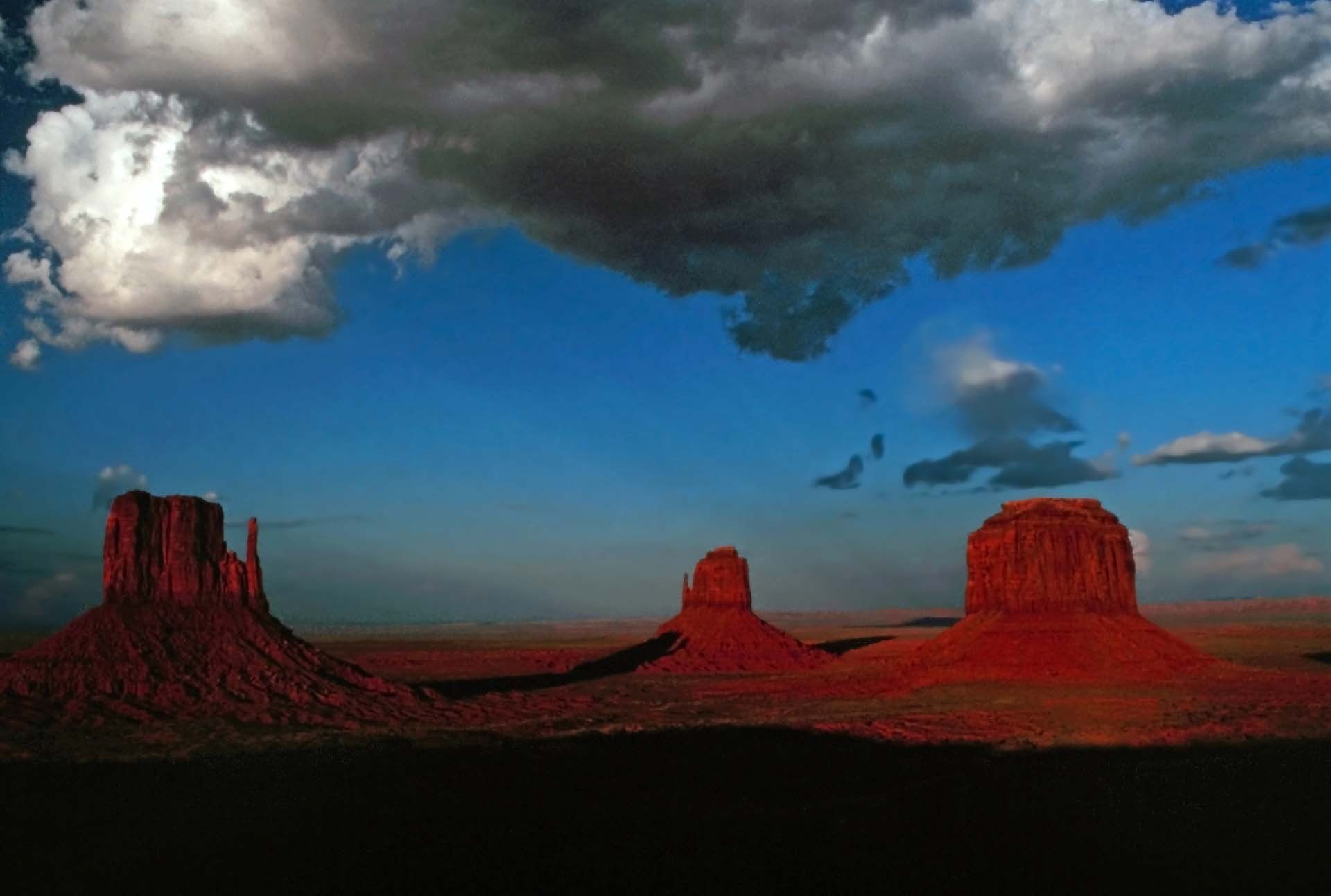 Das Monument Valley im Sonnenuntergang