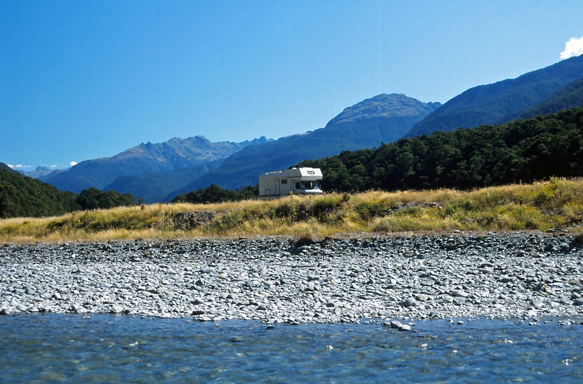 Südinsel Idylle - Camping am Makarora River, Haast Pass