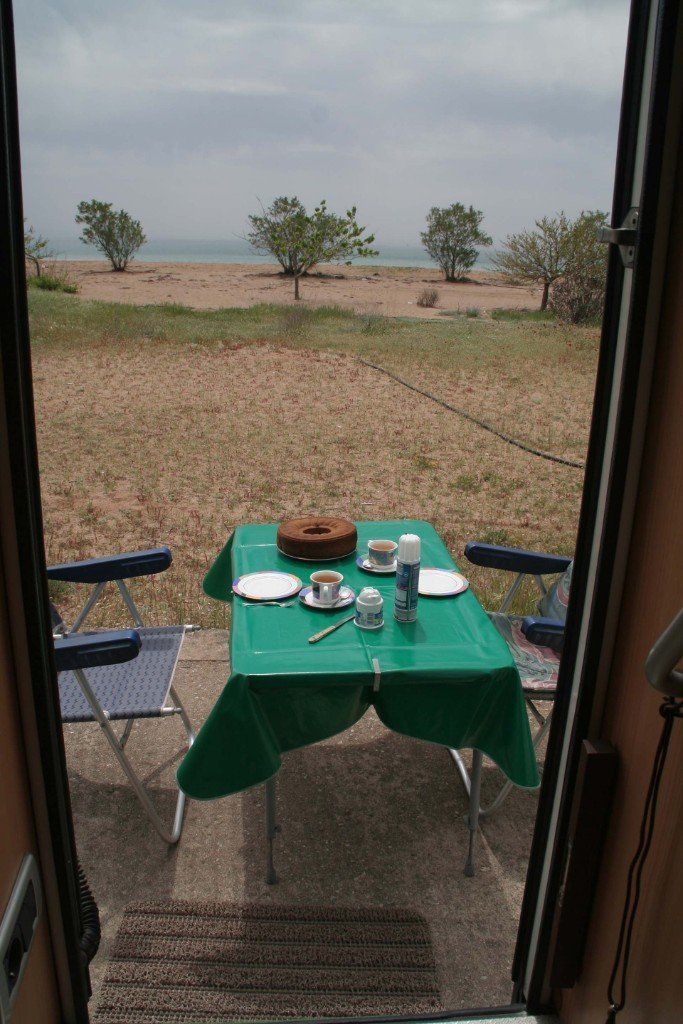 Messini - Wildes Camping am Analypsis Strand