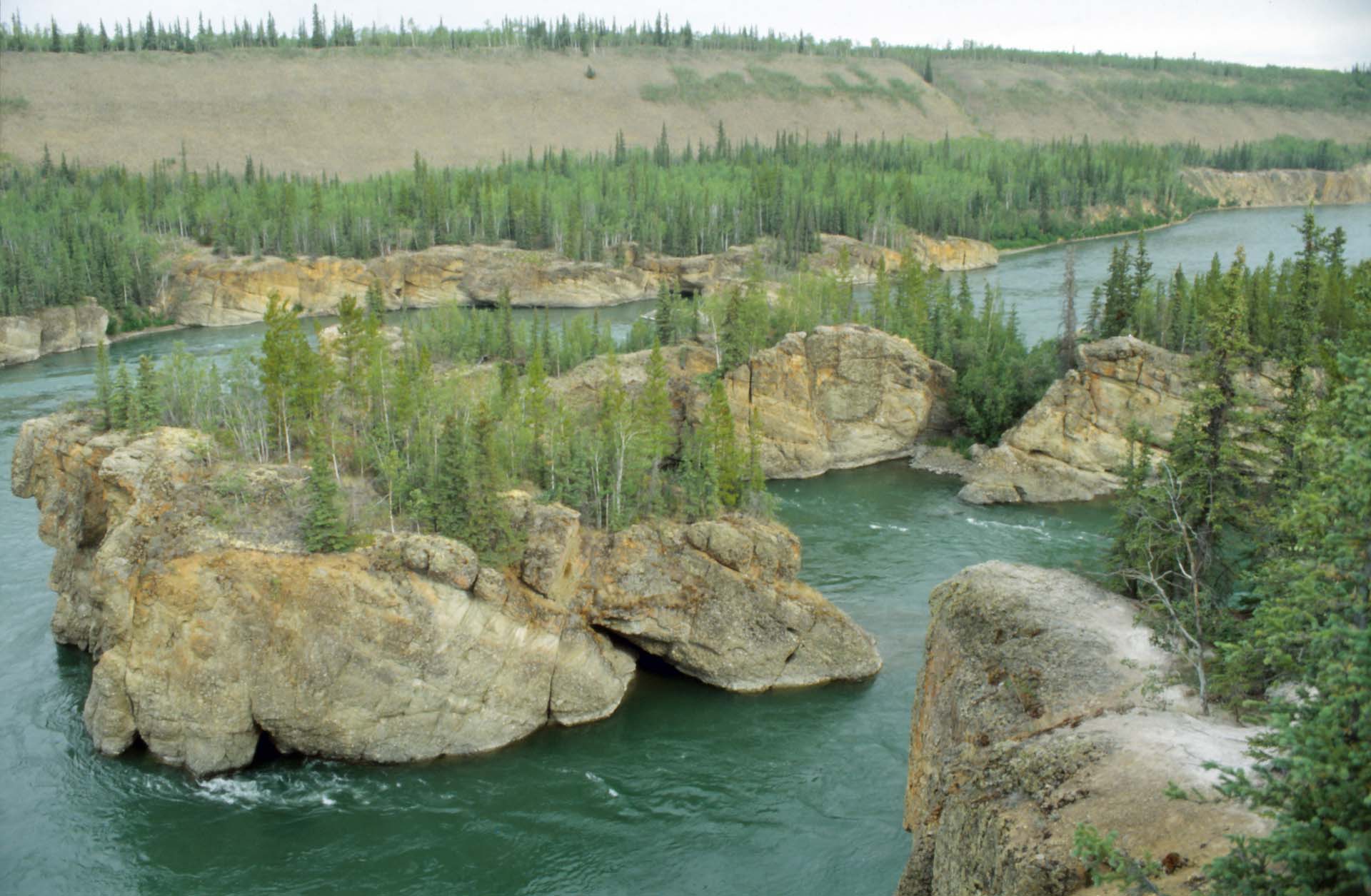 Die Five Finger Rapids - gefährliche Stromschnellen des Yukon River