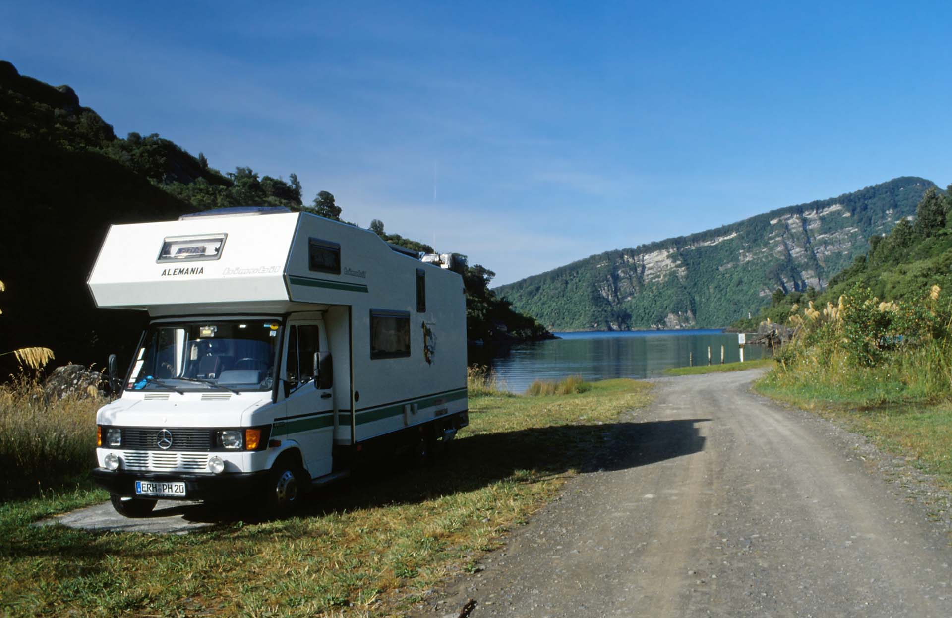 Camping im Urewera Nationalpark - Traumplatz an der Rosies Bay