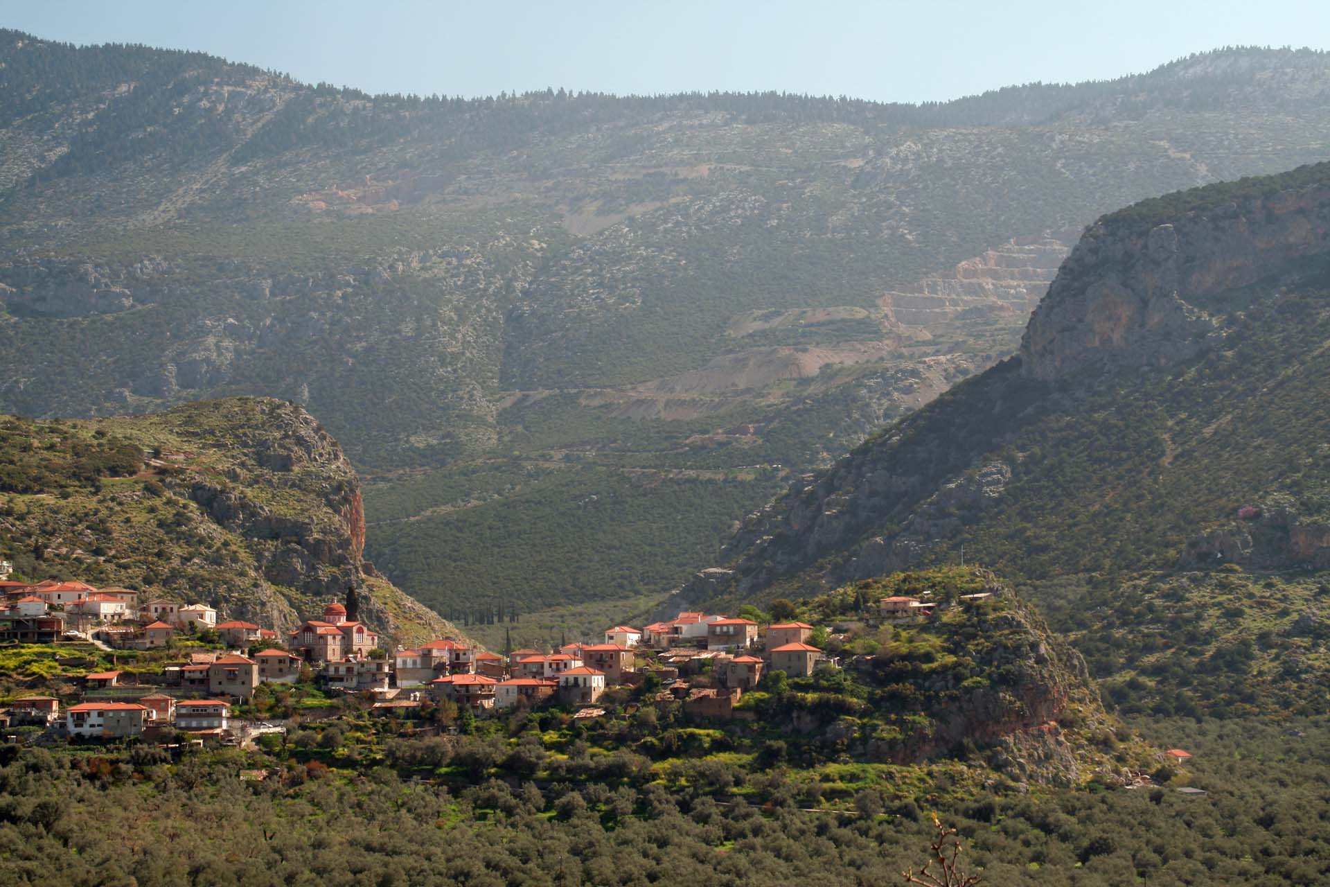 Landschaft auf dem Weg nach Delphi