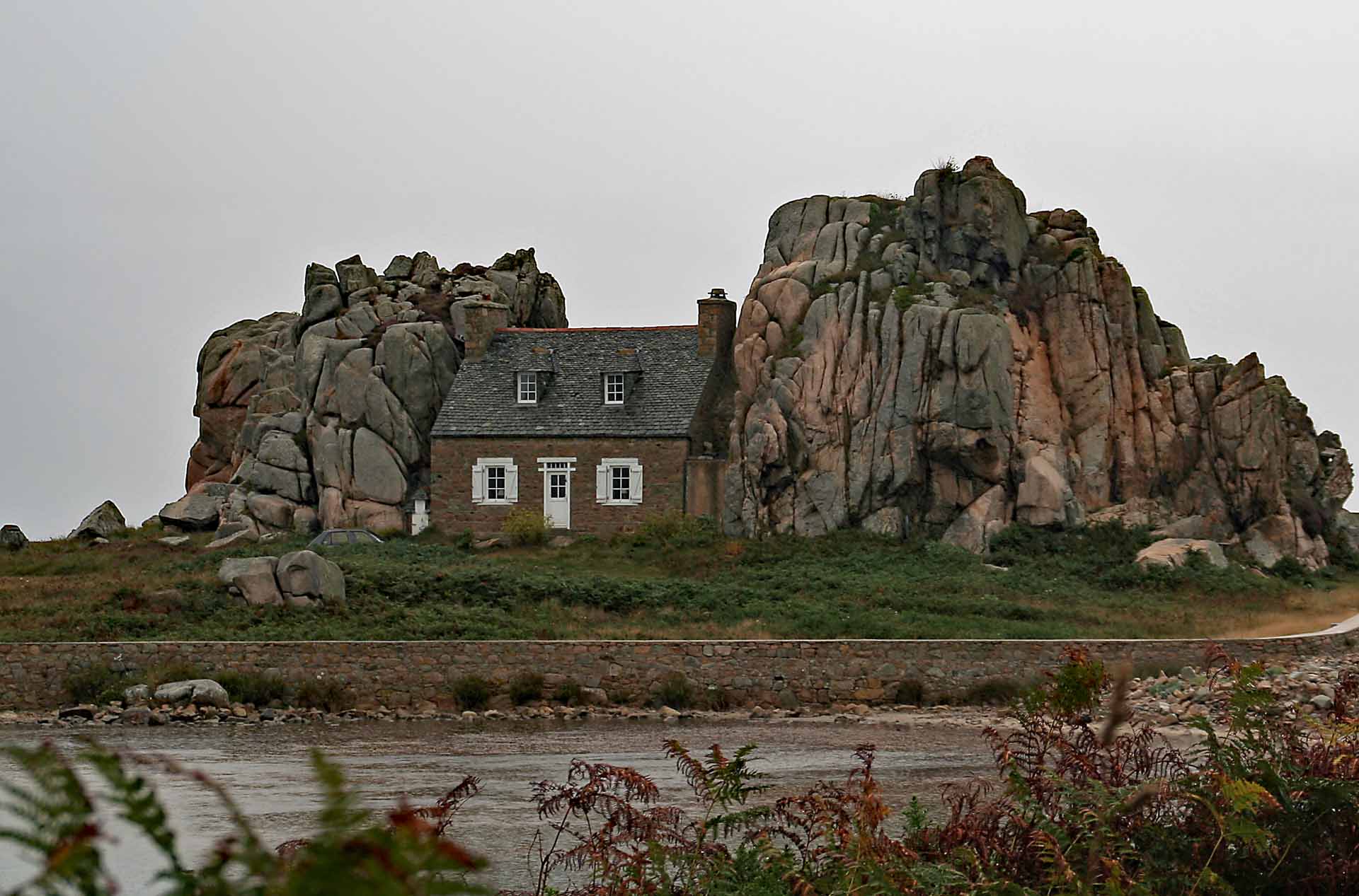 Plougrescant, la Pointe du Château im miesen Wetter