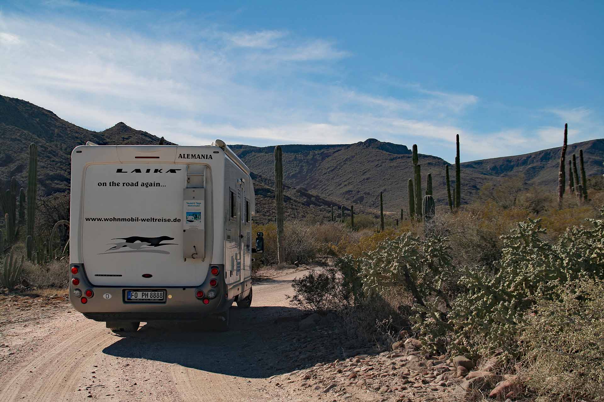 Baja California, Mexiko, Playa el Requesón an der Bahia Concepción - Die Zufahrt zum Strand ist mitunter ein wenig ruppig