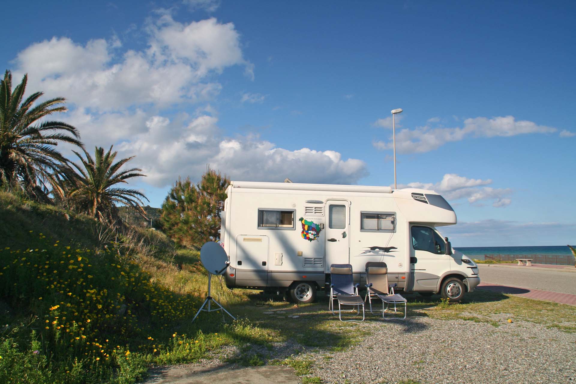 Kalabrien - Wilder Stellplatz an der Ferruzano Strandpromenade